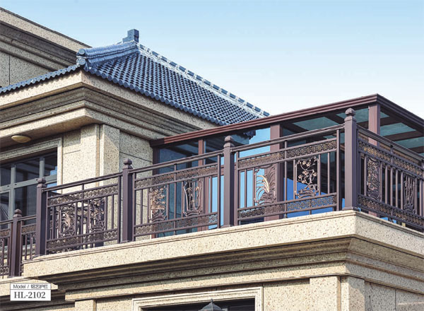 HL-2102型屋頂露臺(tái)陽臺(tái)護(hù)欄(圖1)